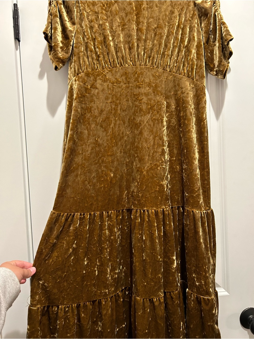 Who What Wear Crushed Velvet Tiered Midi Dress Puff Sleeve Bronze Gold Size M - Picture 3 of 7